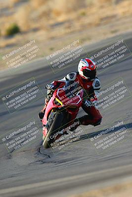 media/Oct-06-2024-Race Pace (Sun) [[d7d39ec7ad]]/1-Turn 10 (730am)/